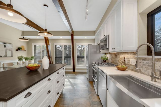 2271 Shoreline Drive, Flower Mound, TX 75022