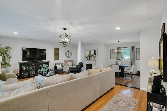 12 Rachel Avenue, Commack, NY 11725