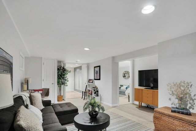 12 Rachel Avenue, Commack, NY 11725