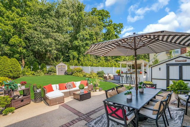 12 Rachel Avenue, Commack, NY 11725