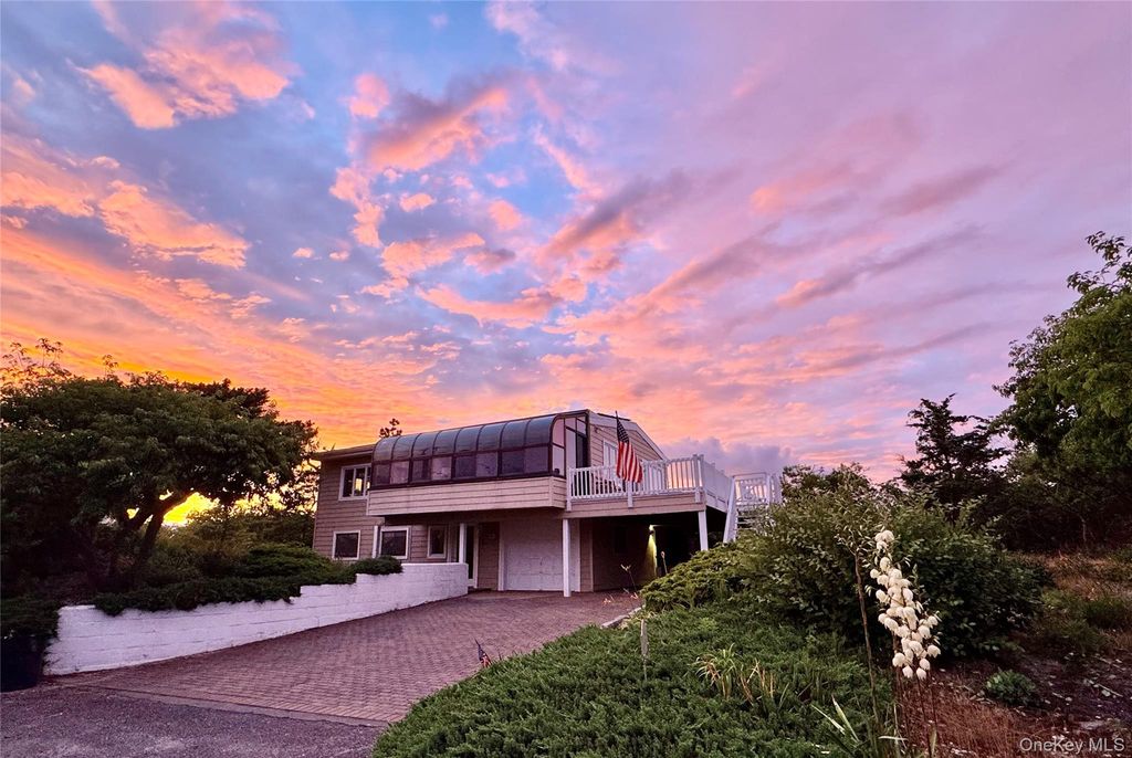 83 Hawser Drive, Oak Beach, NY 11702 — photo 2
