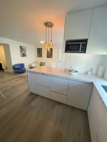 17011 N Bay Road 1005, Sunny Isles Beach, FL 33160