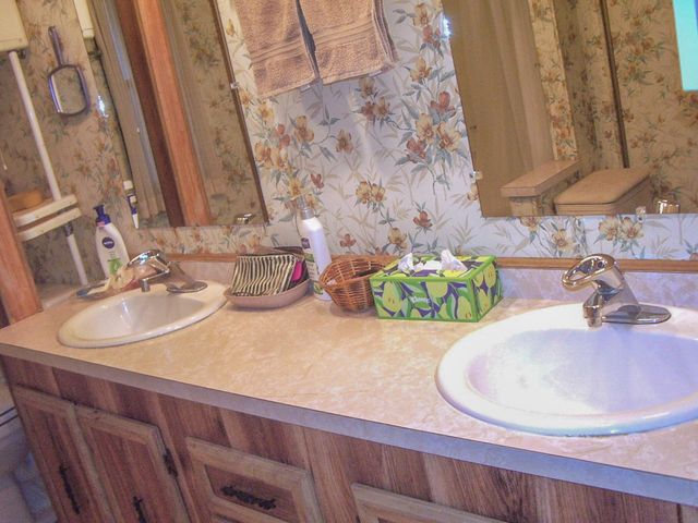 1061 Lee Roze Lane, Grants Pass, OR 97527