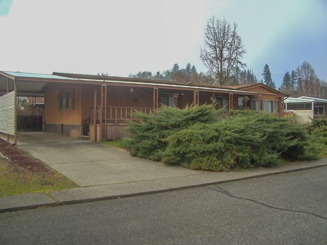 1061 Lee Roze Lane, Grants Pass, OR 97527