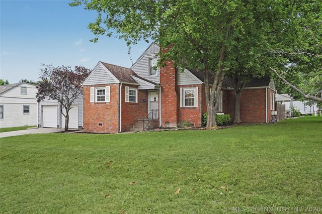 3102 E 2nd Street, Tulsa, OK 74104