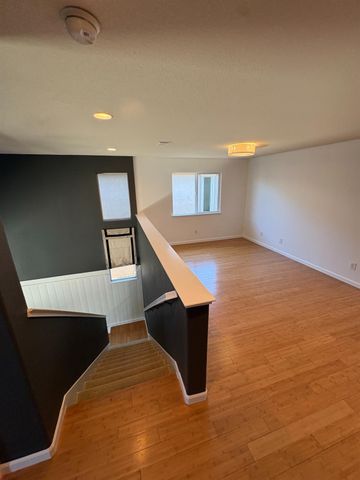 2141 Eldmire Way, Roseville, CA 95747