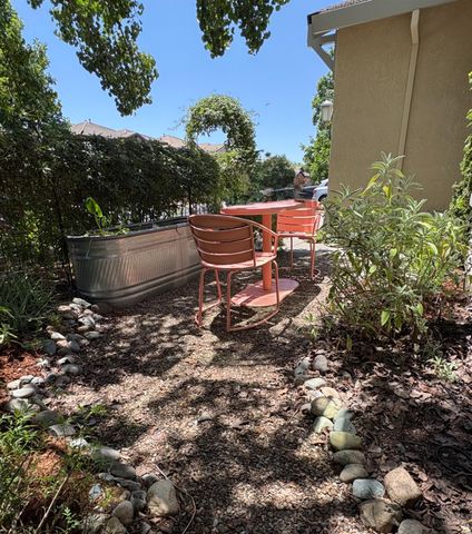 2141 Eldmire Way, Roseville, CA 95747