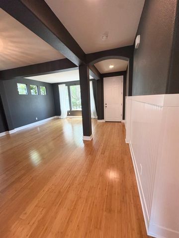 2141 Eldmire Way, Roseville, CA 95747