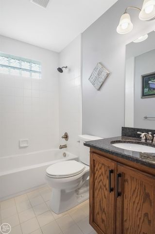 14822 Village Park Circle, Shelby Twp, MI 48315