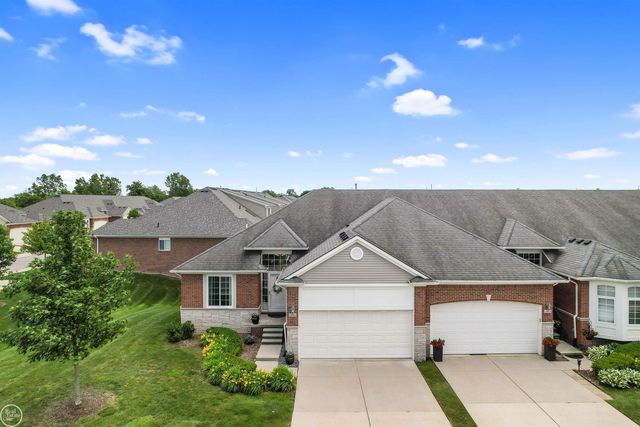 14822 Village Park Circle, Shelby Twp, MI 48315