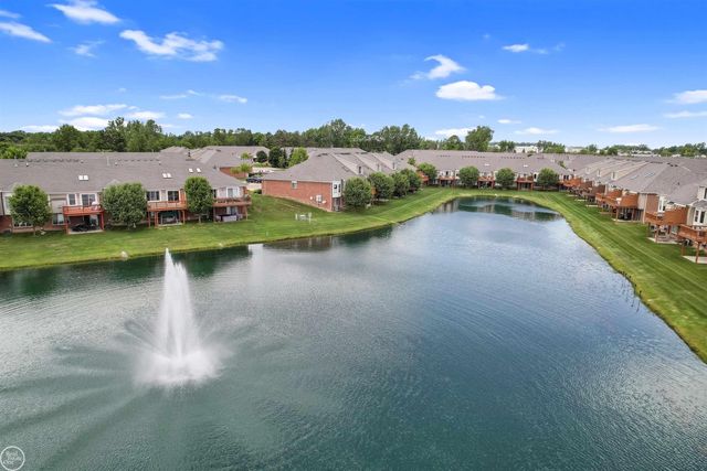 14822 Village Park Circle, Shelby Twp, MI 48315