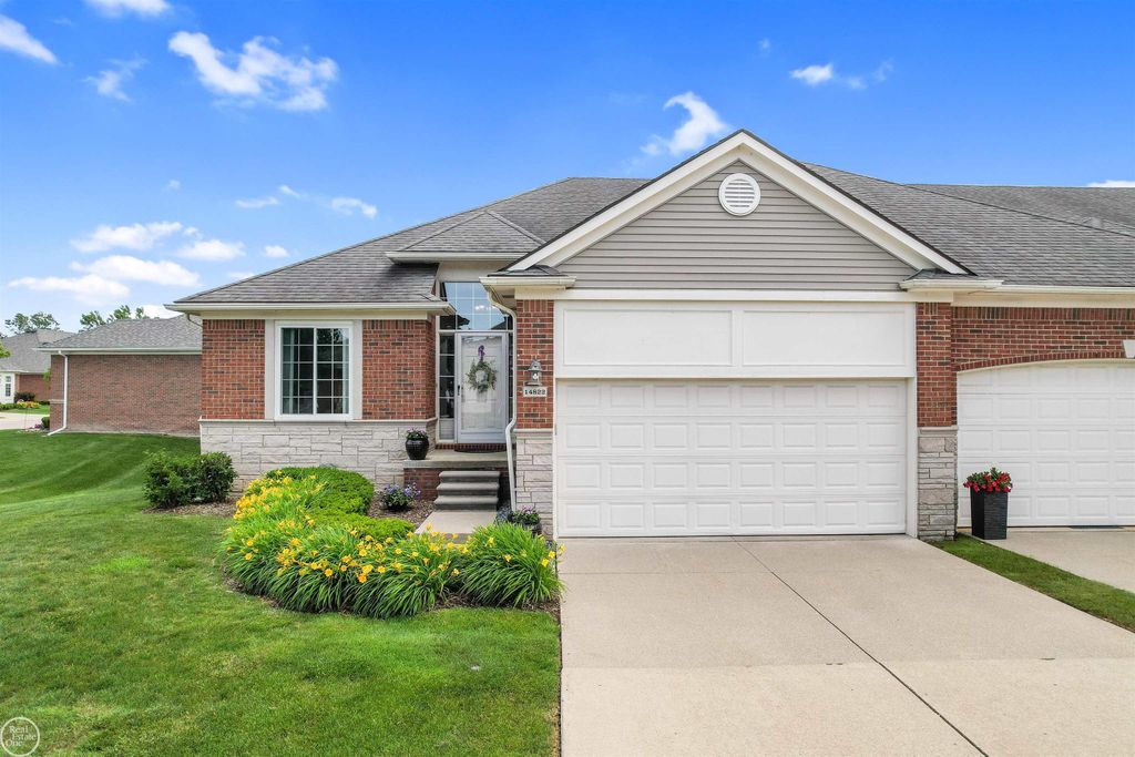 14822 Village Park Circle, Shelby Twp, MI 48315