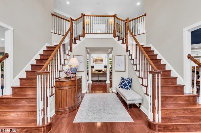 29 Crownview Ct, Sparta Twp., NJ 07871