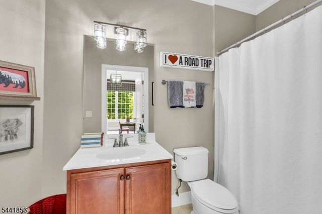 29 Crownview Ct, Sparta Twp., NJ 07871
