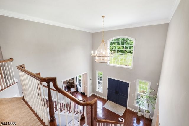 29 Crownview Ct, Sparta Twp., NJ 07871