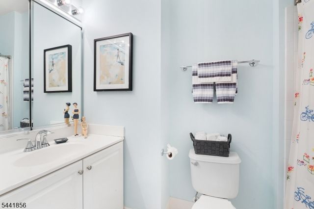 29 Crownview Ct, Sparta Twp., NJ 07871
