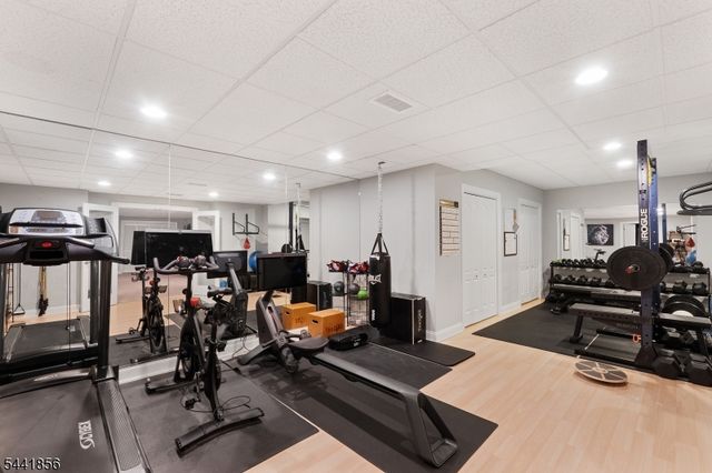 29 Crownview Ct, Sparta Twp., NJ 07871
