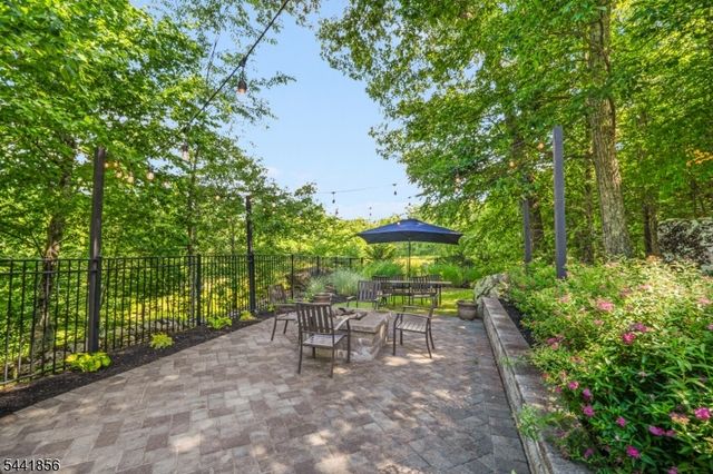 29 Crownview Ct, Sparta Twp., NJ 07871