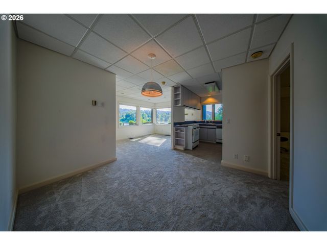3838 Se HILLSIDE Dr, Milwaukie, OR 97267