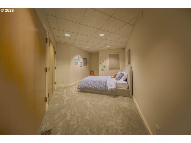 3838 Se HILLSIDE Dr, Milwaukie, OR 97267