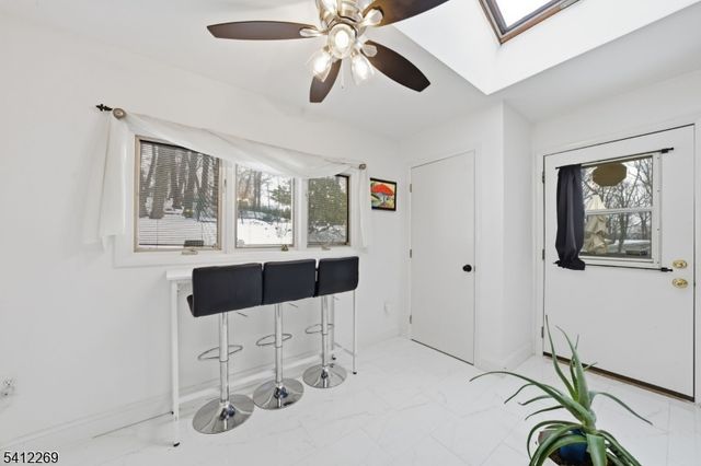 335 Elmira Trl, Hopatcong Boro, NJ 07843