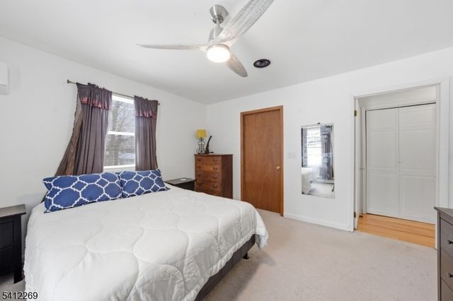 335 Elmira Trl, Hopatcong Boro, NJ 07843