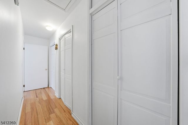 335 Elmira Trl, Hopatcong Boro, NJ 07843