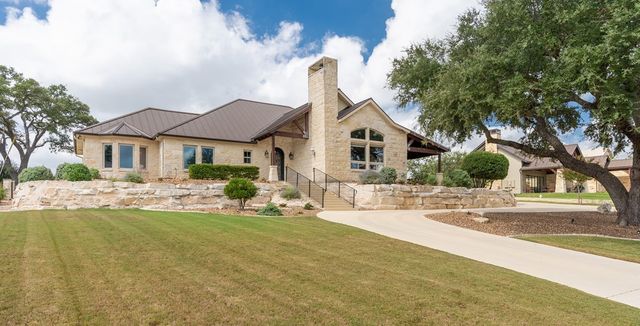 3911 Kite Dr, Kerrville, TX 78028
