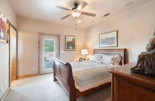 3911 Kite Dr, Kerrville, TX 78028