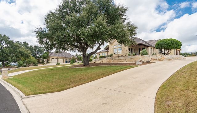 3911 Kite Dr, Kerrville, TX 78028