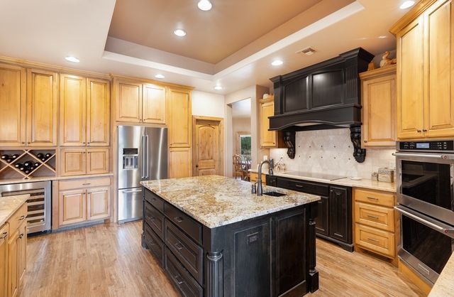 3911 Kite Dr, Kerrville, TX 78028