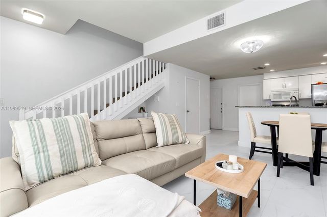 1492 Veracruz Ln 4-4, Weston, FL 33327