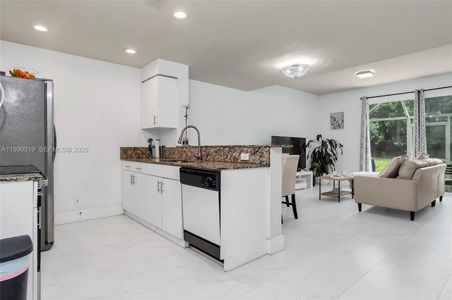 1492 Veracruz Ln 4-4, Weston, FL 33327