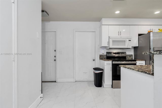 1492 Veracruz Ln 4-4, Weston, FL 33327