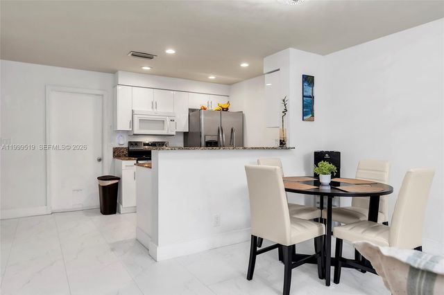 1492 Veracruz Ln 4-4, Weston, FL 33327