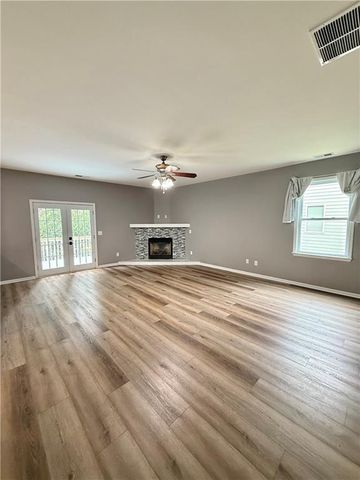 950 Mill Creek Avenue, Canton, GA 30115