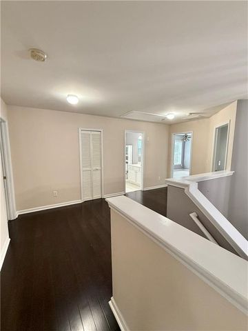 950 Mill Creek Avenue, Canton, GA 30115