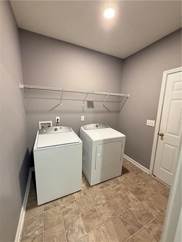950 Mill Creek Avenue, Canton, GA 30115