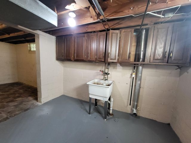 9648 Nathaline Avenue, Redford, MI 48239