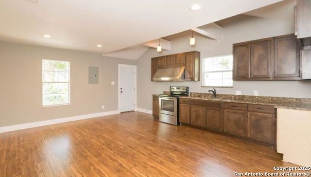 1519 El Monte, San Antonio, TX 78201