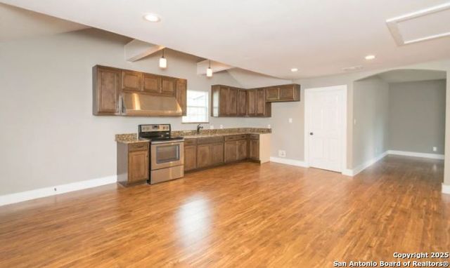 1519 El Monte, San Antonio, TX 78201