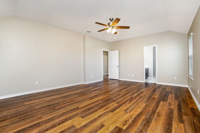 1801 Country Walk Lane, Wylie, TX 75098