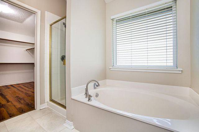 1801 Country Walk Lane, Wylie, TX 75098