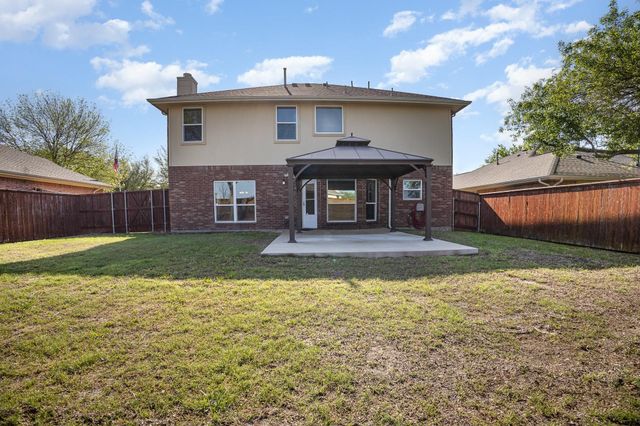 1801 Country Walk Lane, Wylie, TX 75098