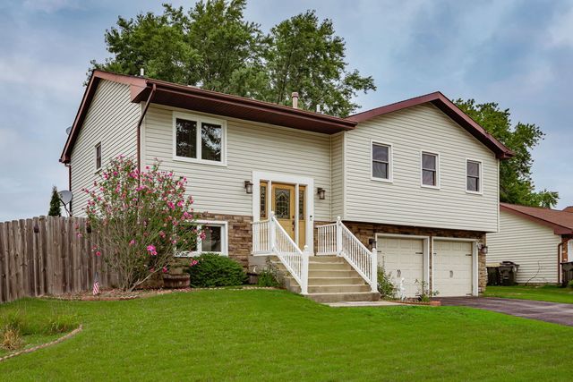 1780 Nautilus Lane, Hanover Park, IL 60133