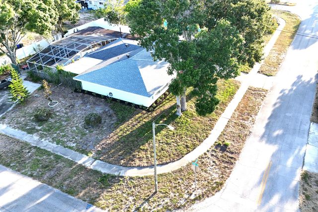 948 CANAL Circle, Sebastian, FL 32958