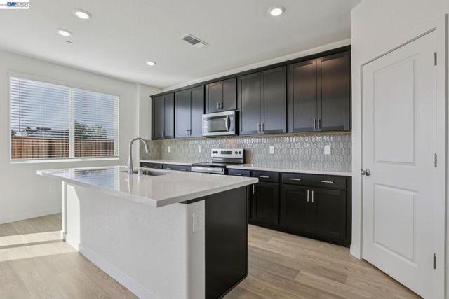 2311 Admiral Court, Brentwood, CA 94513