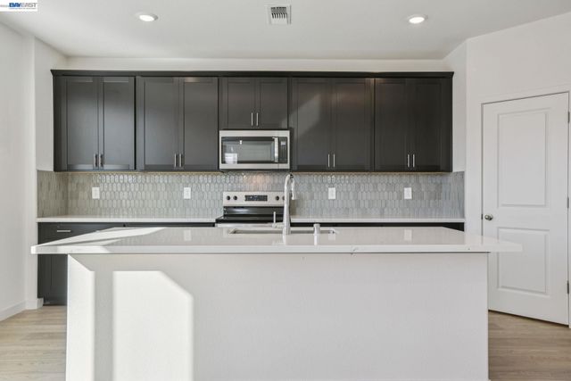 2311 Admiral Court, Brentwood, CA 94513