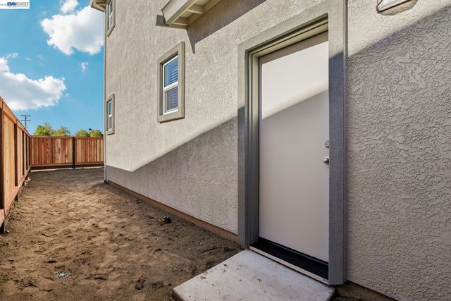 2311 Admiral Court, Brentwood, CA 94513