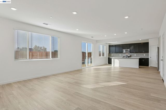 2311 Admiral Court, Brentwood, CA 94513